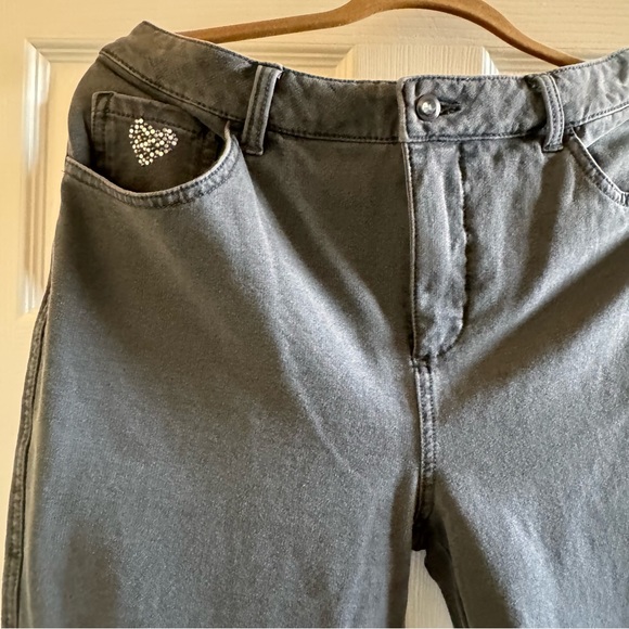 Dream Jeannes Quacker Factory Size 10 Short Stretchy Jeans Beaded pockets Gray - Picture 2 of 5